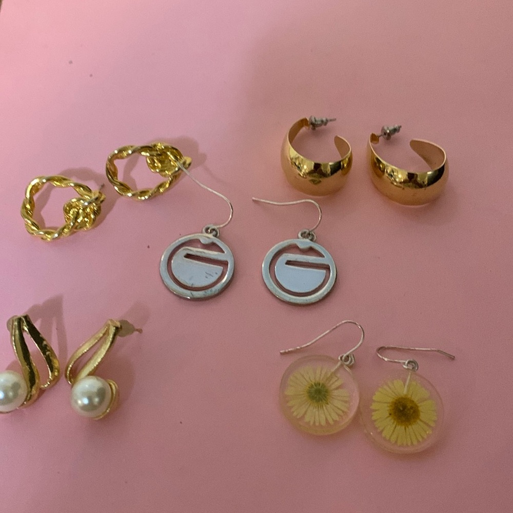 Earrings lot
